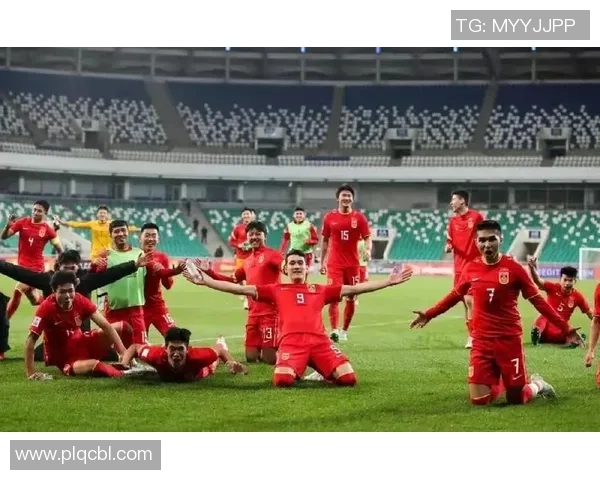 11月20日日本国家足球队迎战吉尔吉斯斯坦展现实力与风采的精彩对决 11月20日日本国家足球队迎战吉尔吉斯斯坦展现实力与风采的精彩对决